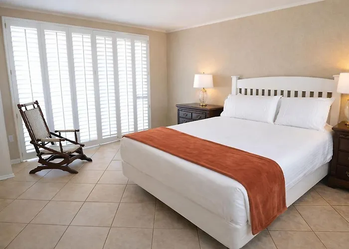 King Beds | Fast 5g Wifi | 75in Tvs | You're Home! Phoenix